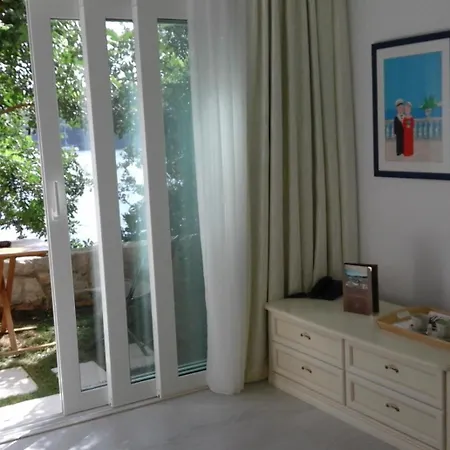 Jadranka Apartment *